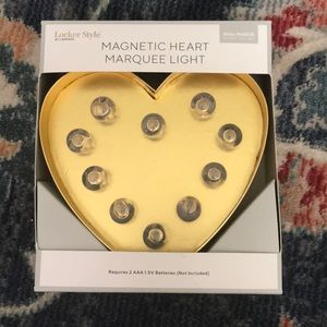 Magnetic Small Heart Marquee Light